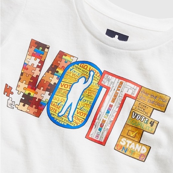 “VOTE” T-Shirt from GAP - Picture 1 of 6